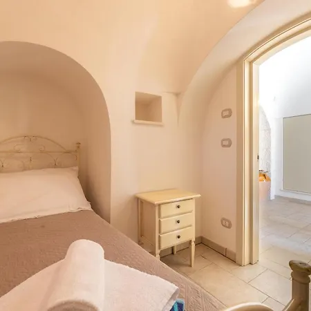 Trullo Rosea Вилла *