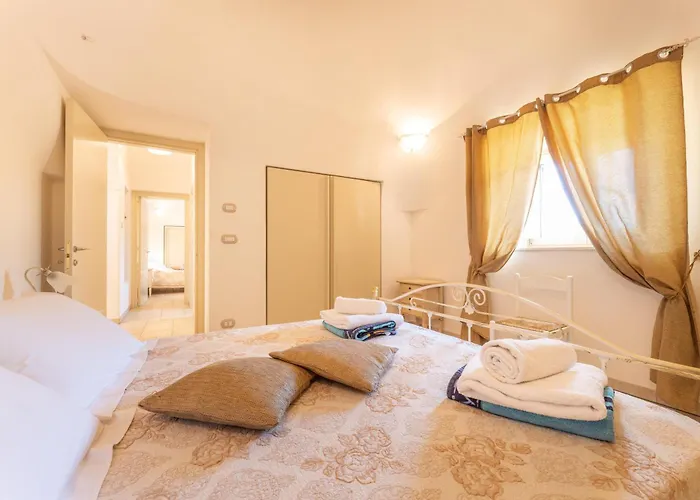 Trullo Rosea Villa *